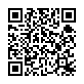 泳池戏水躺椅上干金发妹妹的二维码